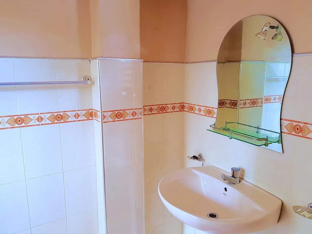 Leisure Villa Nugegoda Guest house